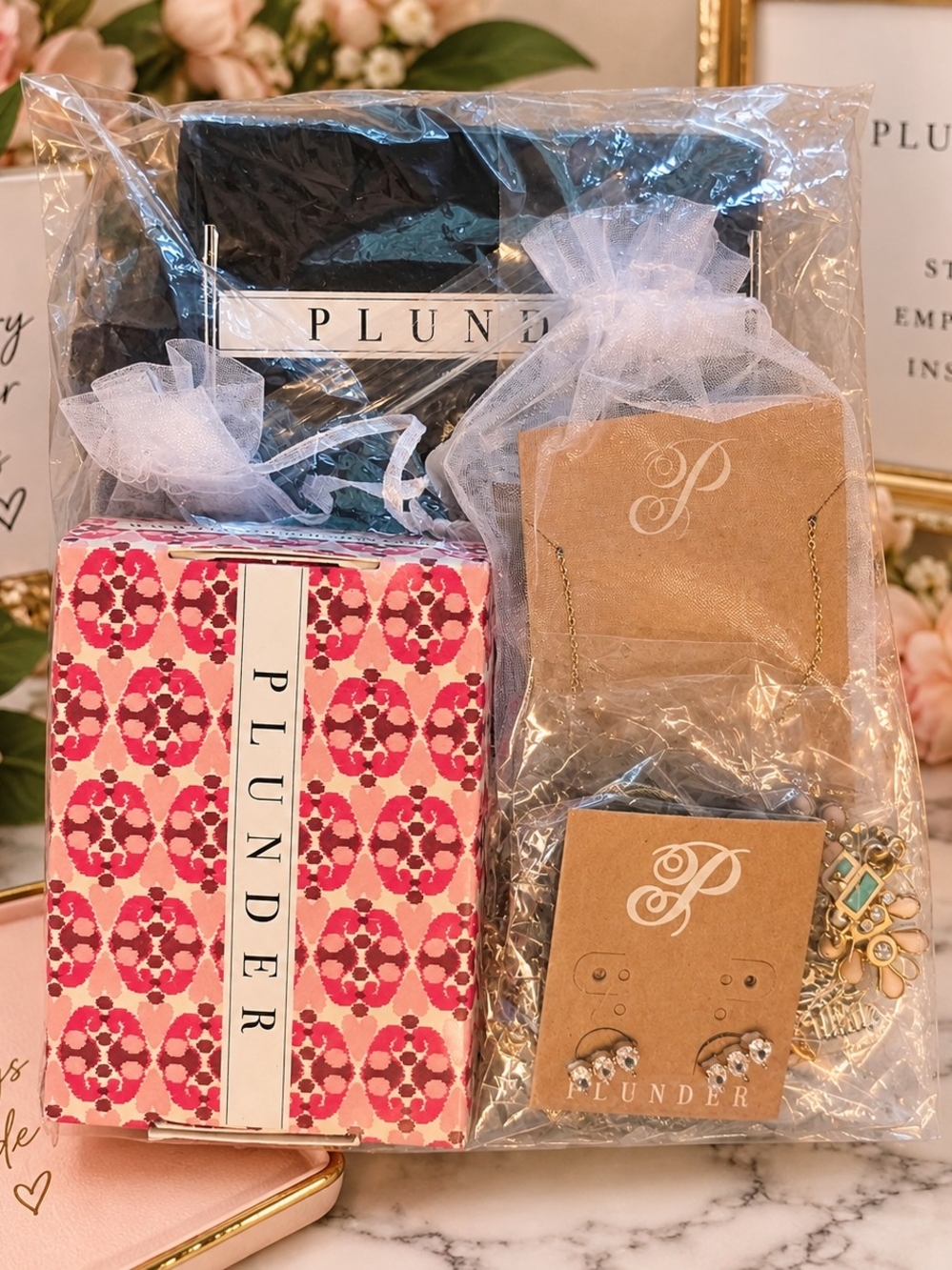 ✨ Plunder Jewelry Bundle – Earrings, Bracelets & Necklaces ✨